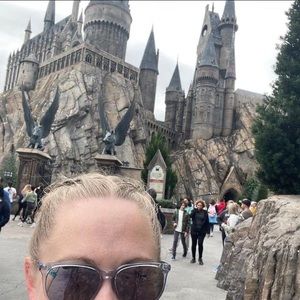 Meet your Posher, Alison